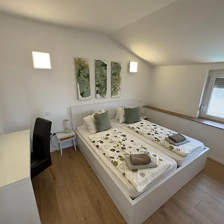 Anita 3 Apartment