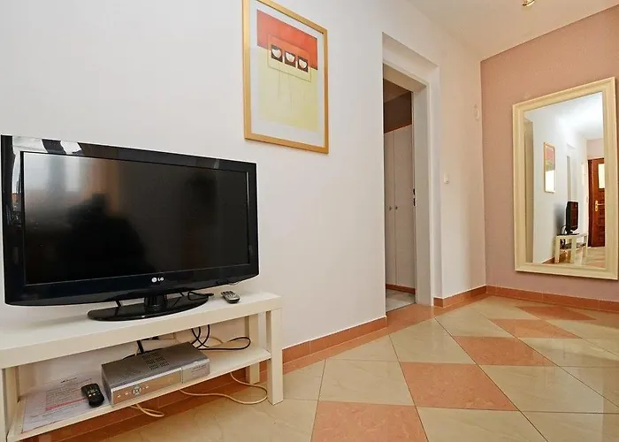 Apartament Anita 3 *